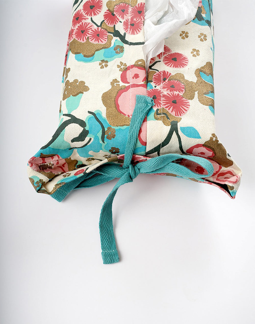 Multicolor tissue box cover