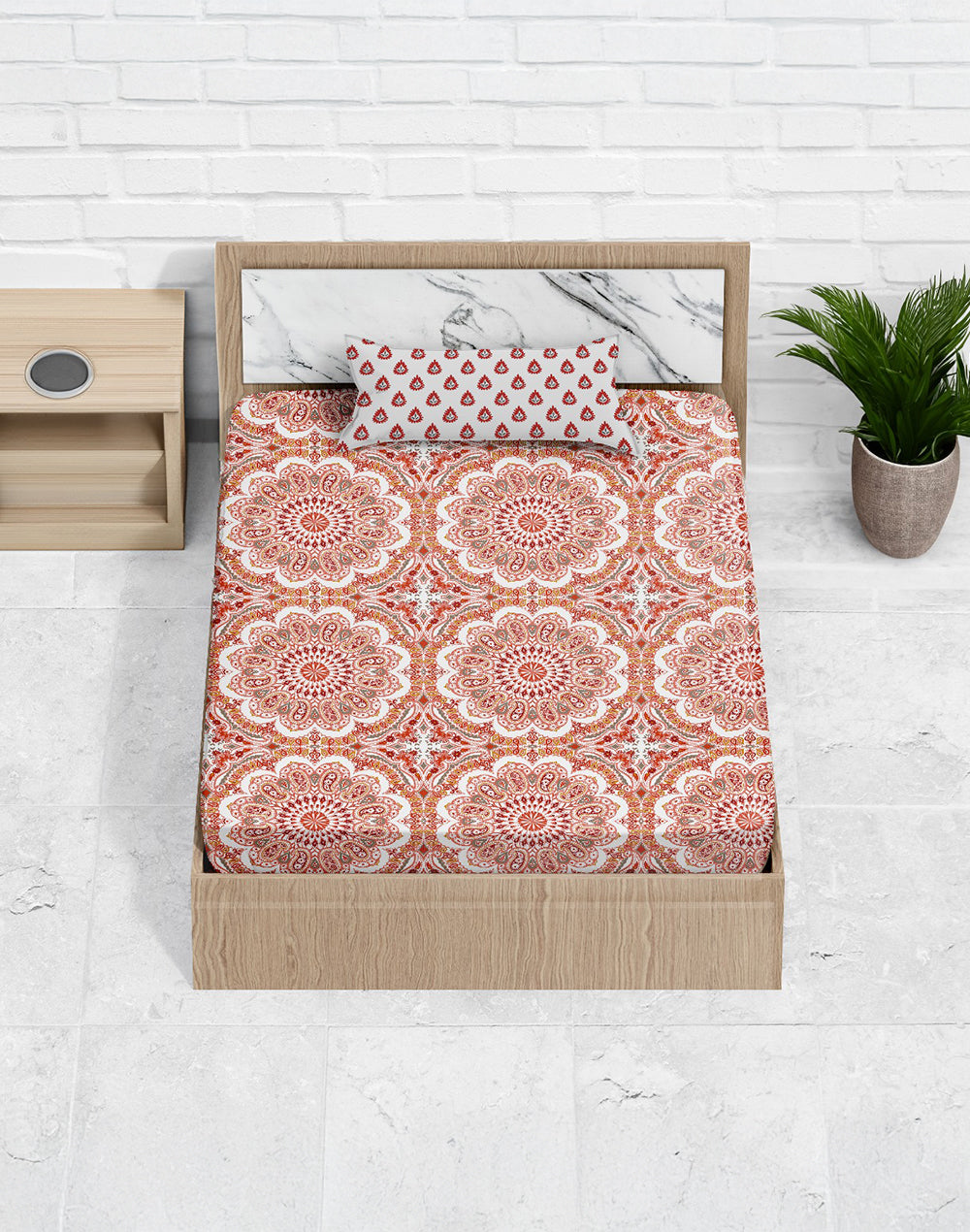 Bold Floral Bedsheet with Pillow Cover