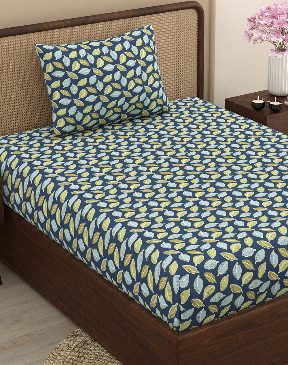 Blue Abstract Bedsheet Set with Pillow Cover