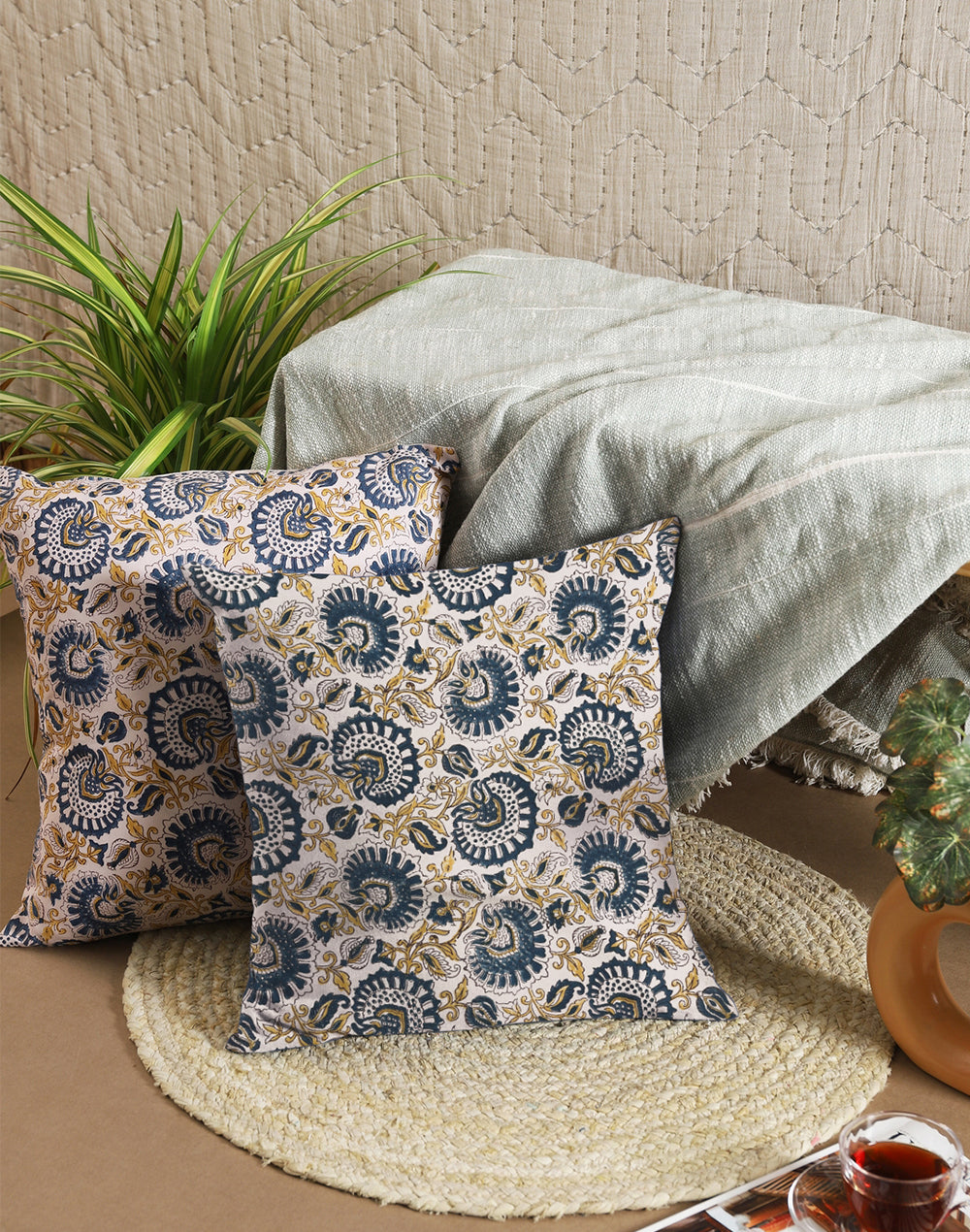Set of 2 - Flower Garden Printed Cushion Cover - 16"x16"