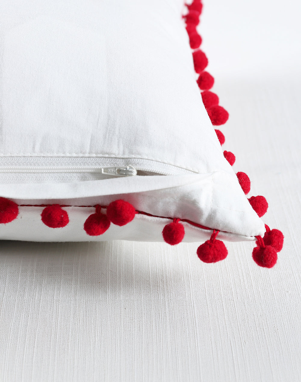 CUSHION COVER Embroidery MERRY BRIGHT