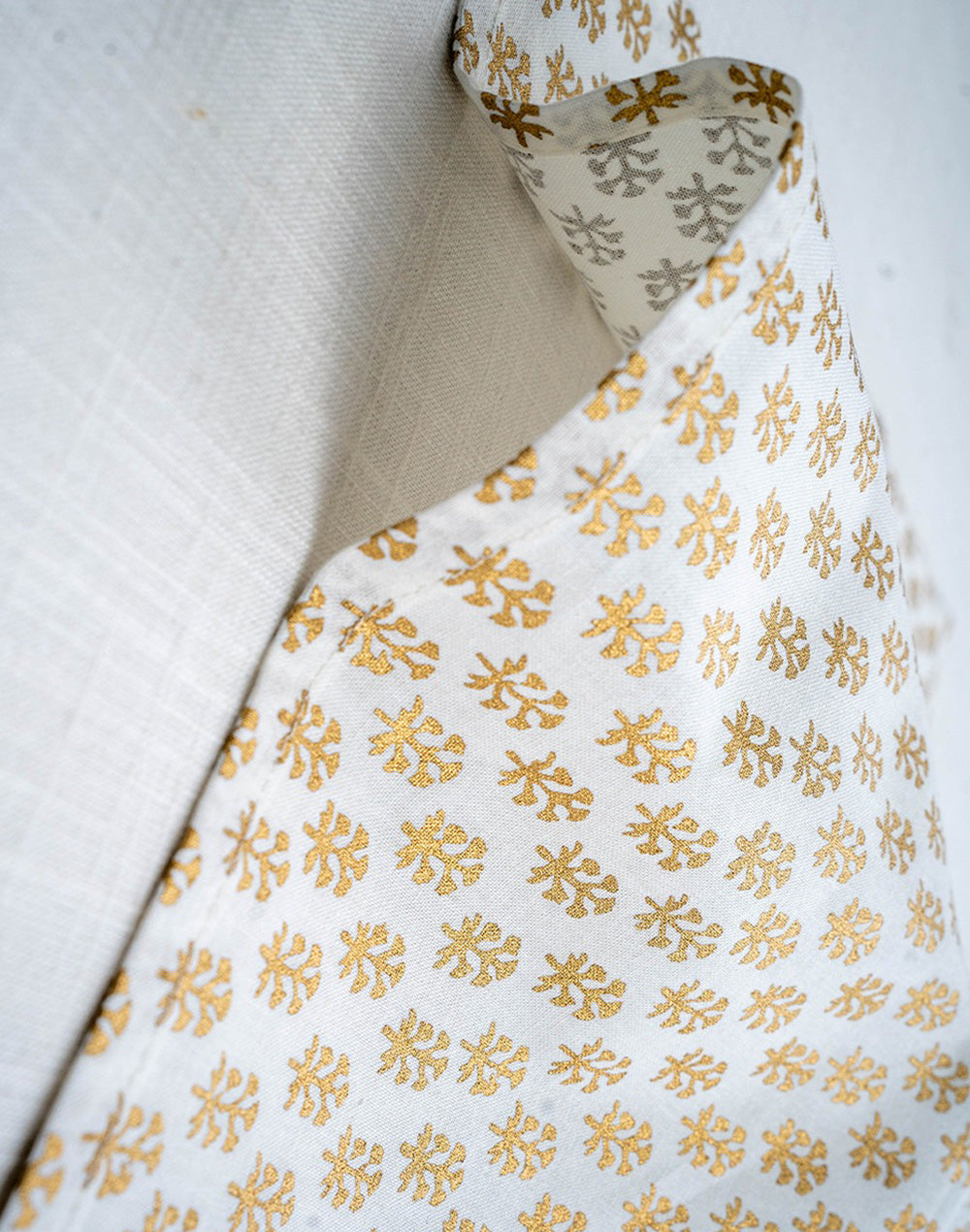 Set Of 6 - 16"X 16" White Cotton Gold Printed Napkin