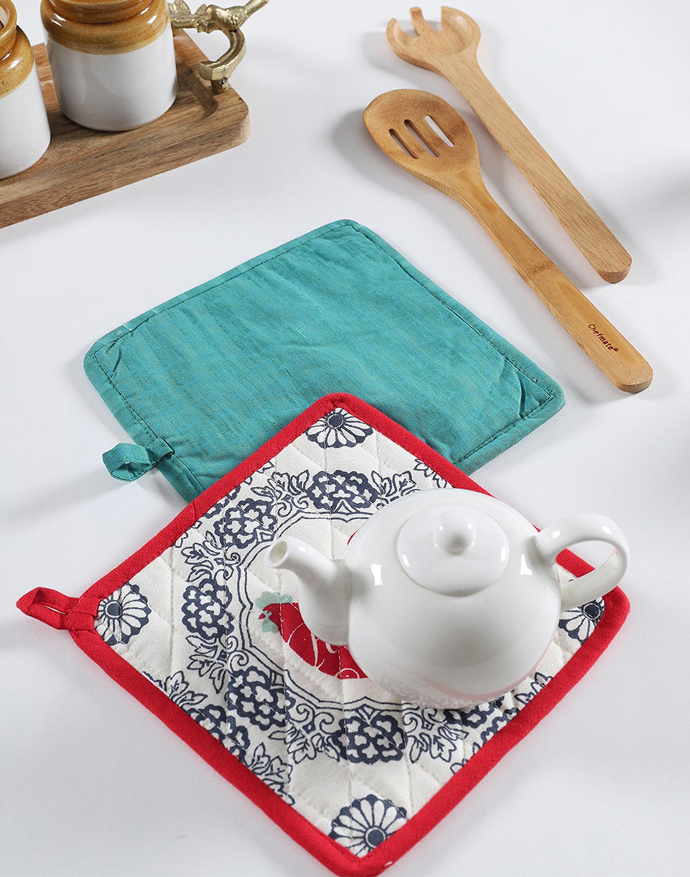 Multicolor Printed Pot Holder Set