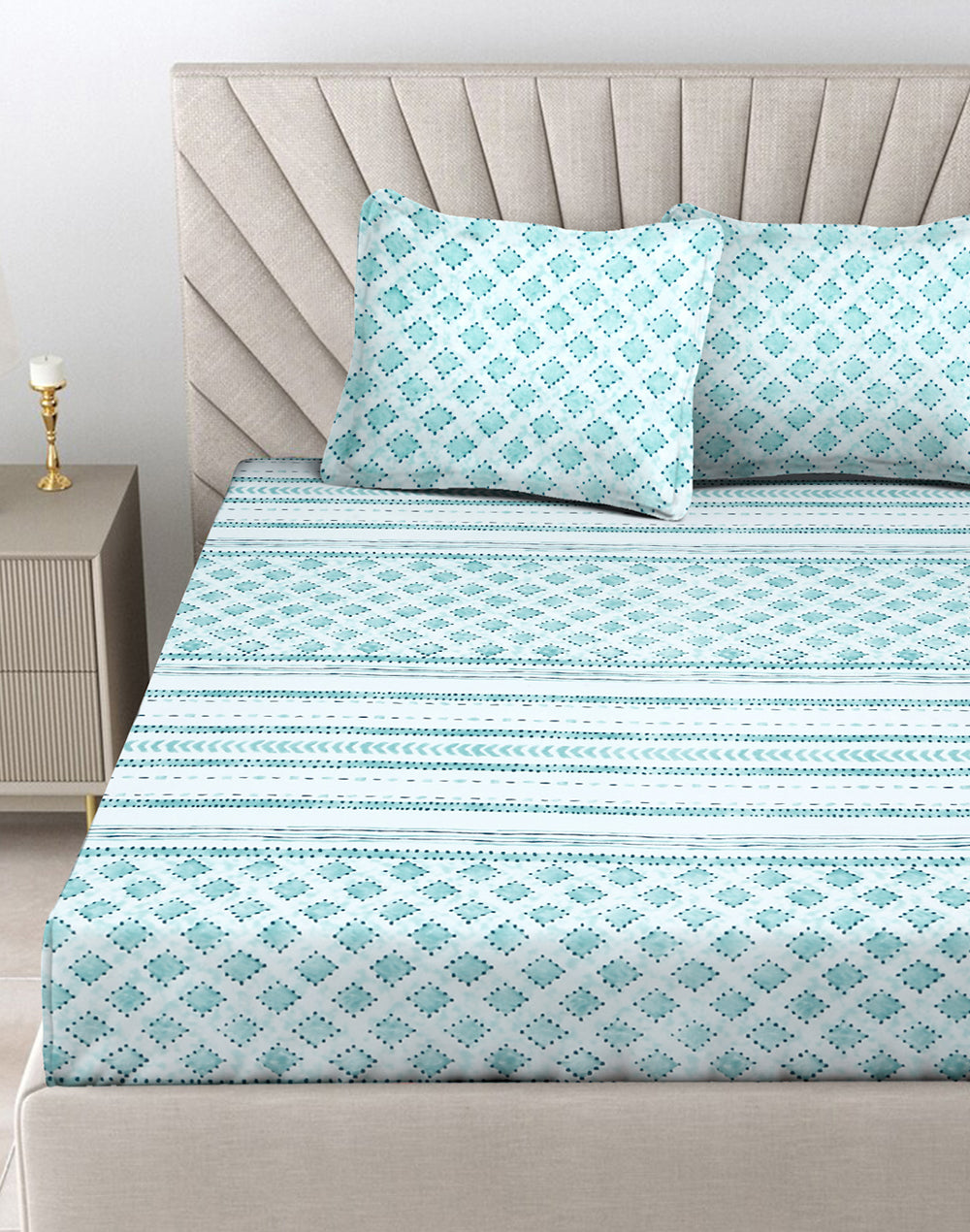 King Size - Green Geometric Print Cotton Bedsheet Set with 2 Pillow Covers