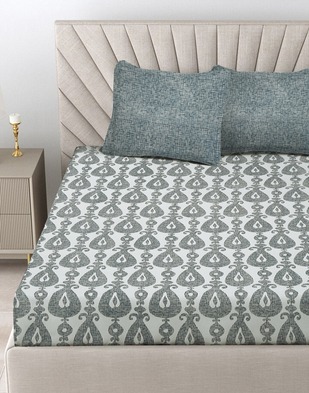 Queen Size - Grey Geometric Print Cotton Besheet Set with 2 Pillow Covers