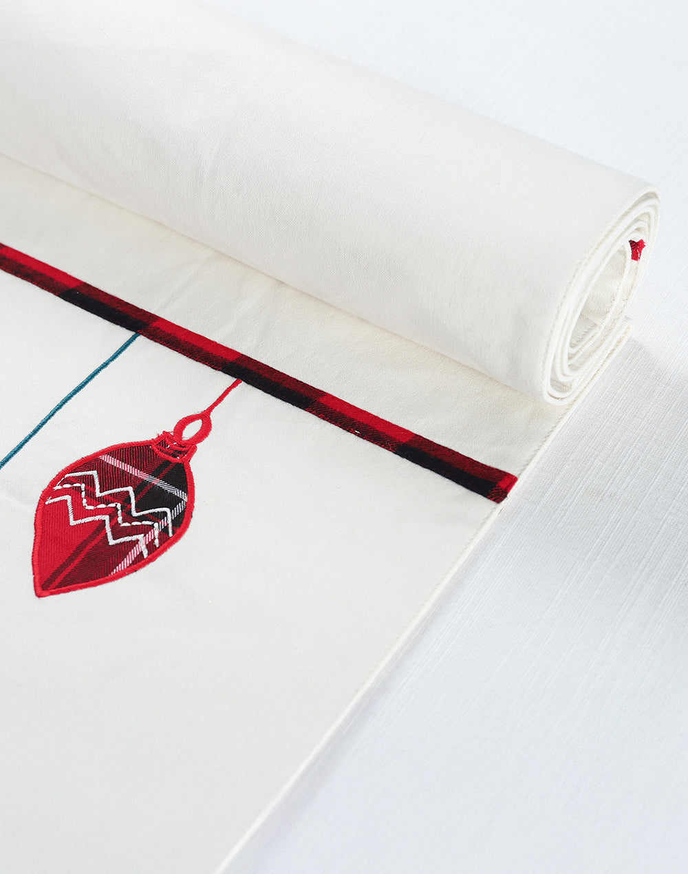 Christmas Bell White Center Table Runner