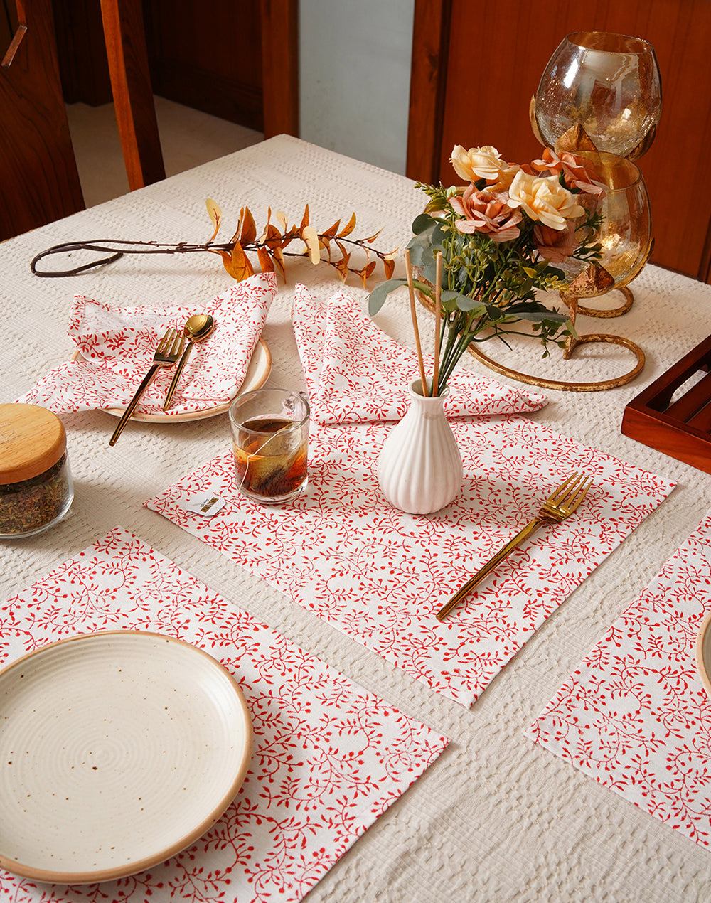 Set Of 6 - 12 " Red Leafy Cotton Printed Soft Napkin