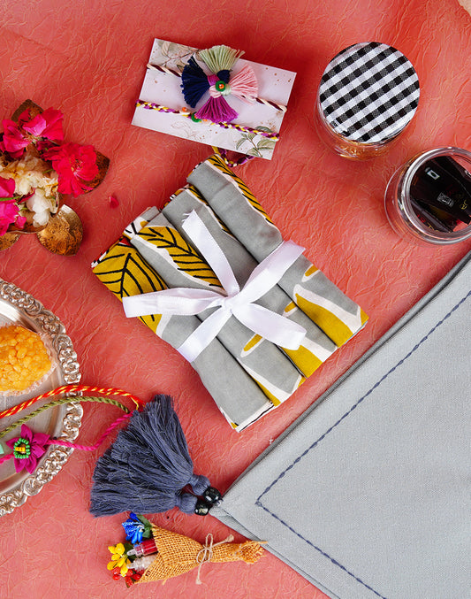 Rakhi Gift Set with Table Runner & Napkins