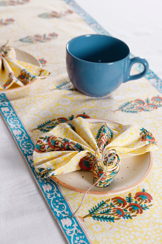 Table Runner Styling Tips for Small Dining Spaces