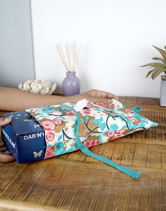 Multicolor tissue box cover