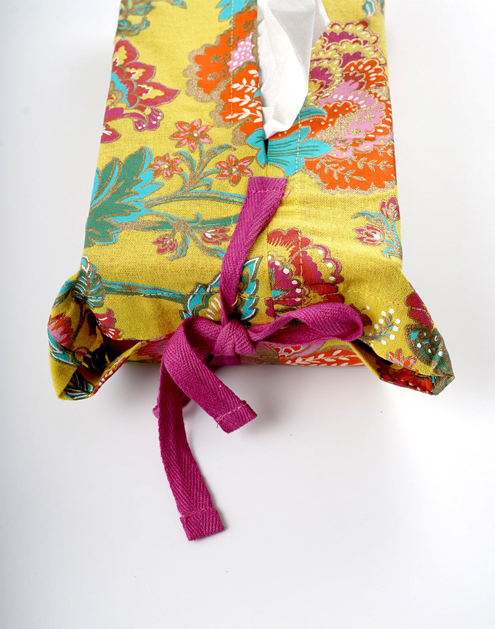 Multicolor tissue box cover