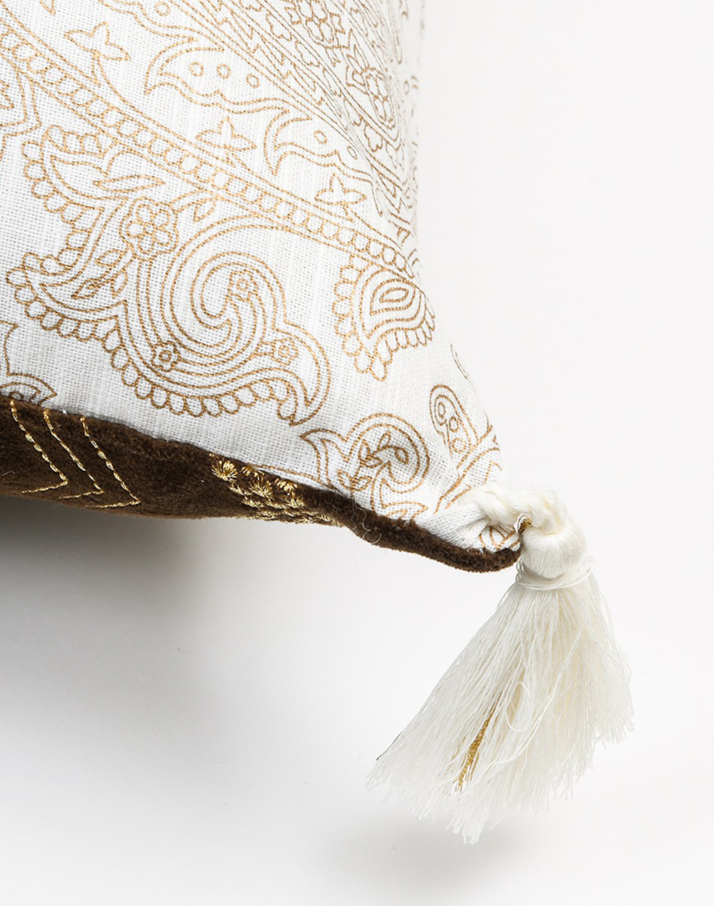 Set Of 2 - Zig Zag Embroidered Decorative Cushion Cover