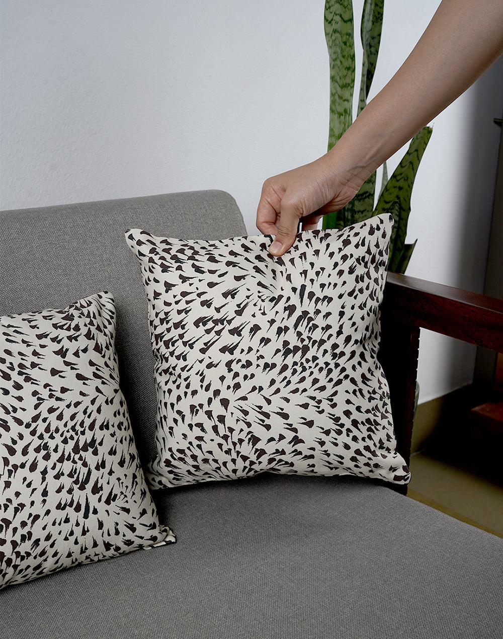 Set Of 2 - Off White Printed Cushion Cover - 12"X12"