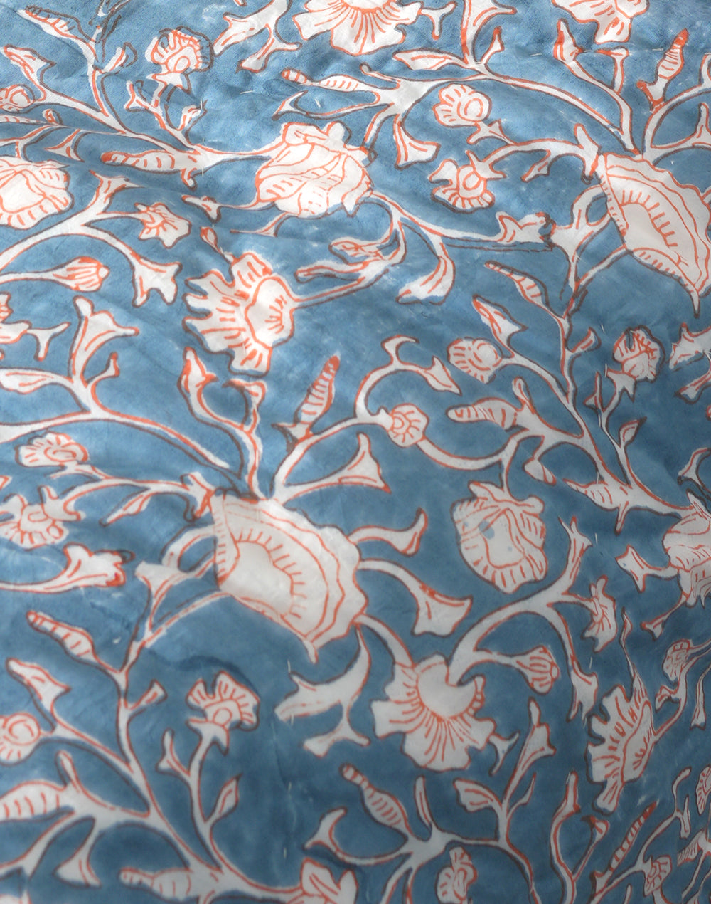 Blue Block Printed Ac Cotton Quilt