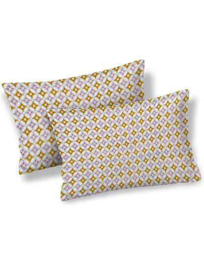 Queen Size - Orange Geometric Print Cotton Besheet Set with 2 Pillow Covers