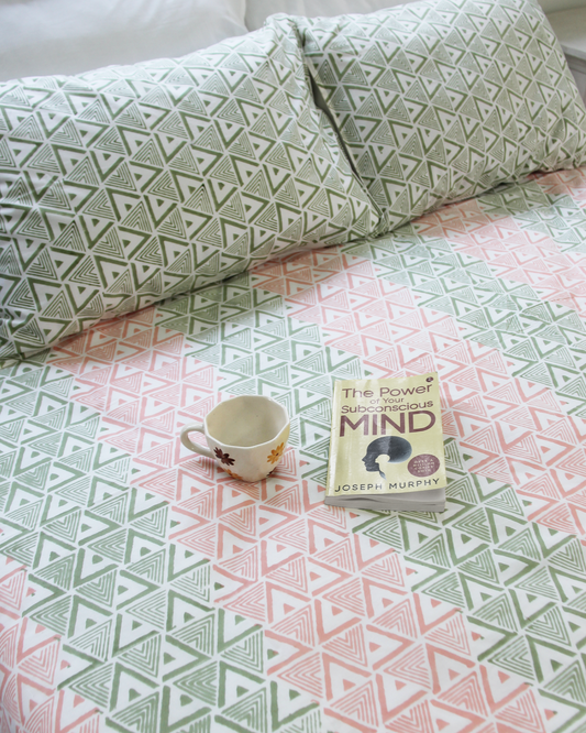 Vatika Bedsheet Set with 2 Pillow Covers