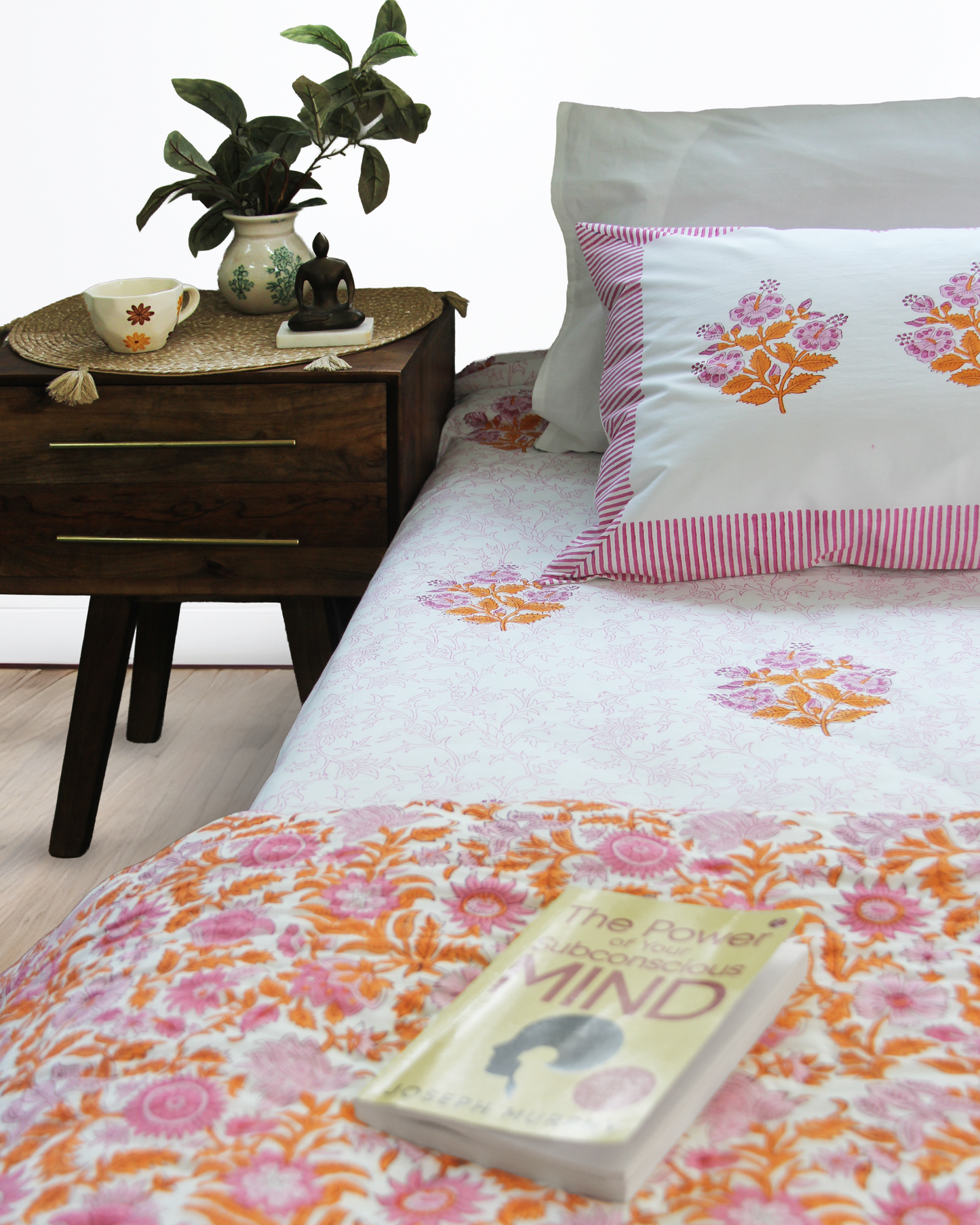 Gulaabi Bagh- 100% Cotton Quilt