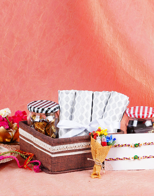 Rakhi Tray Hamper – 4 Napkin Set