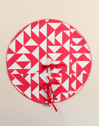 TREE SKIRT GEO PATTERN