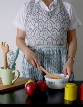 Light Blue Sheeting 25X34 Apron