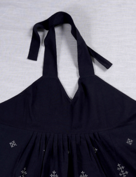 Black Casement 30X32 Apron