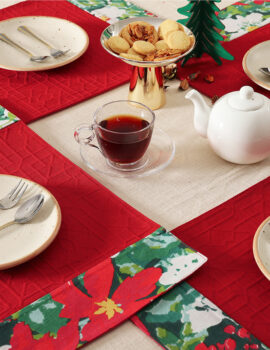 Dark Red Metalease Bloom Cotton 13X19 Inch  Set Of 6 Christmas Placemat